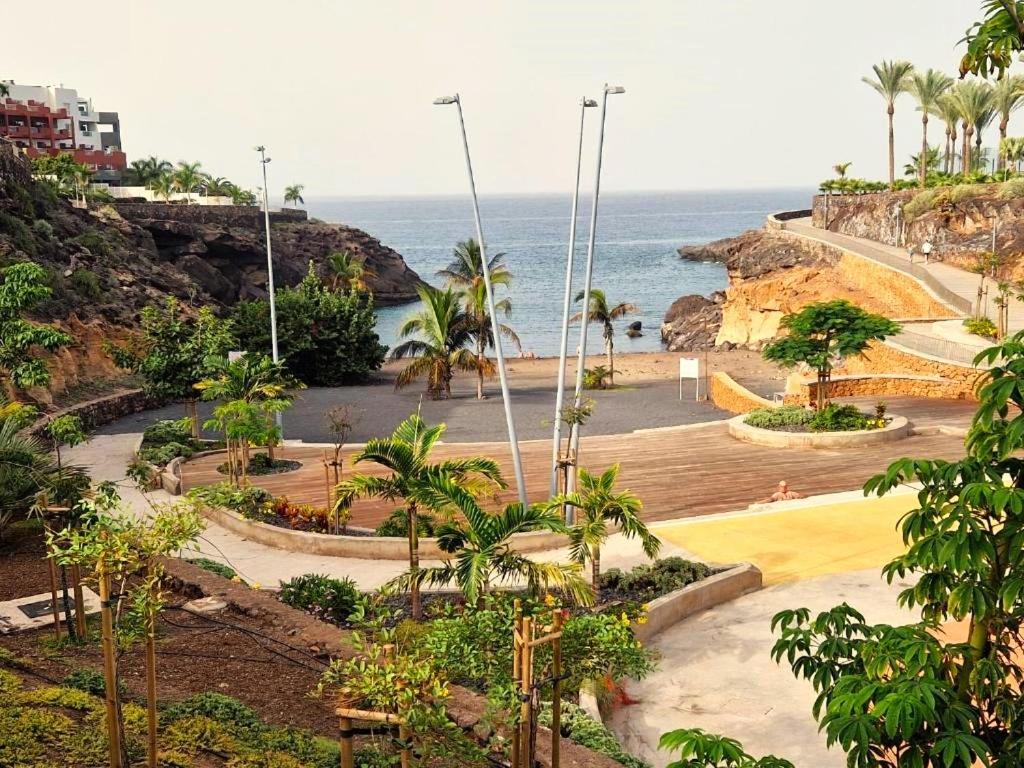Skyline View Apartment - Free Private Parking Including & Guest Bonus Costa Adeje  Exterior photo